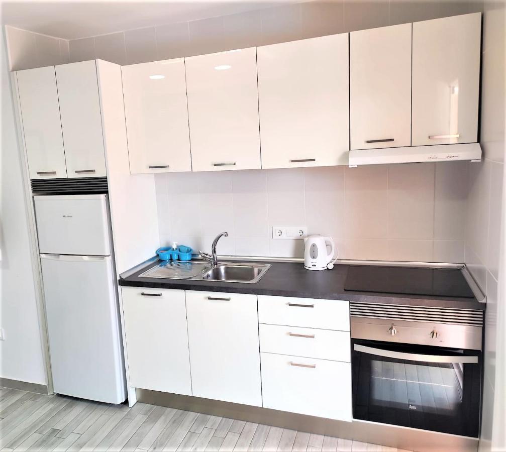 Cris Sol Apartments Los Cristianos  Dış mekan fotoğraf