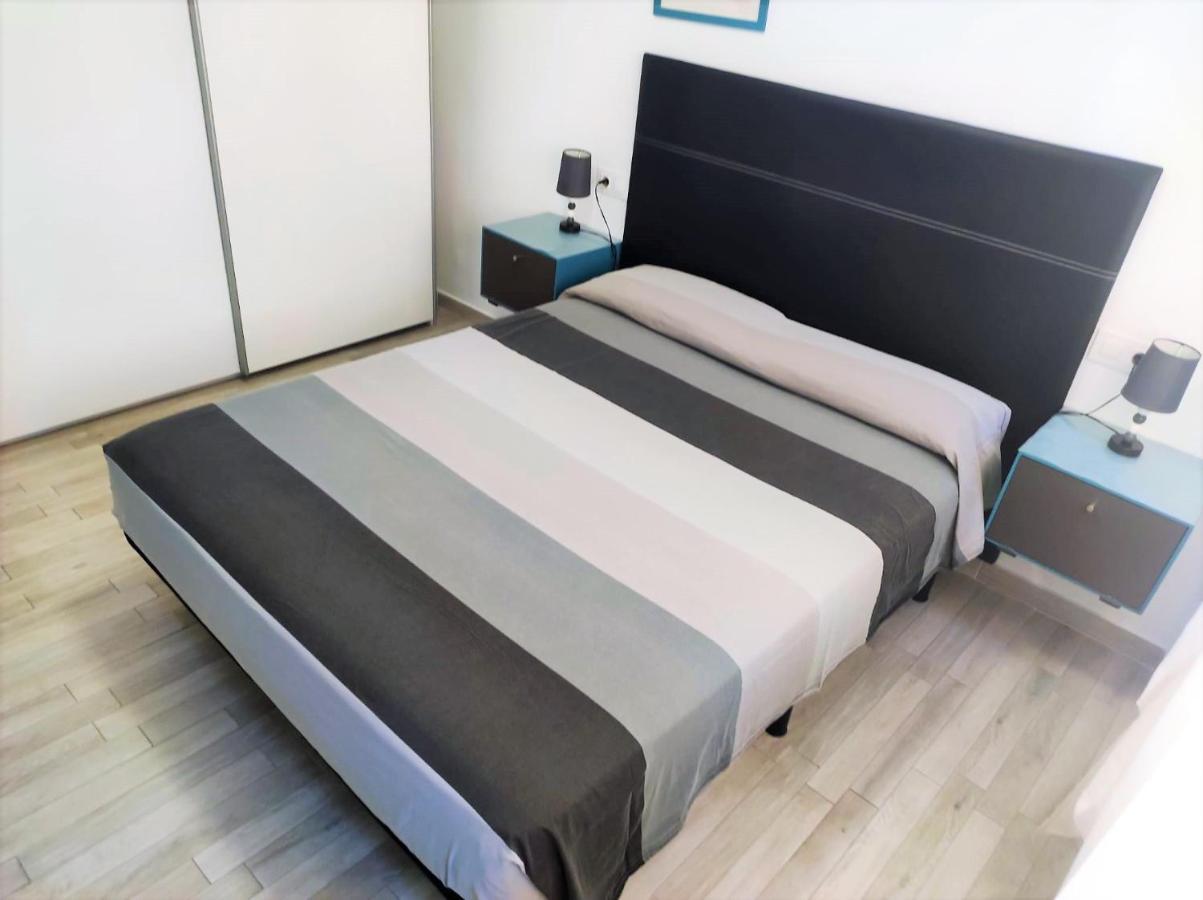 Cris Sol Apartments Los Cristianos  Dış mekan fotoğraf
