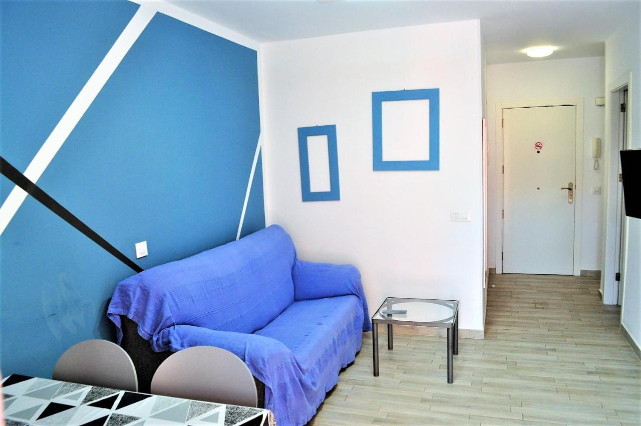 Cris Sol Apartments Los Cristianos  Dış mekan fotoğraf